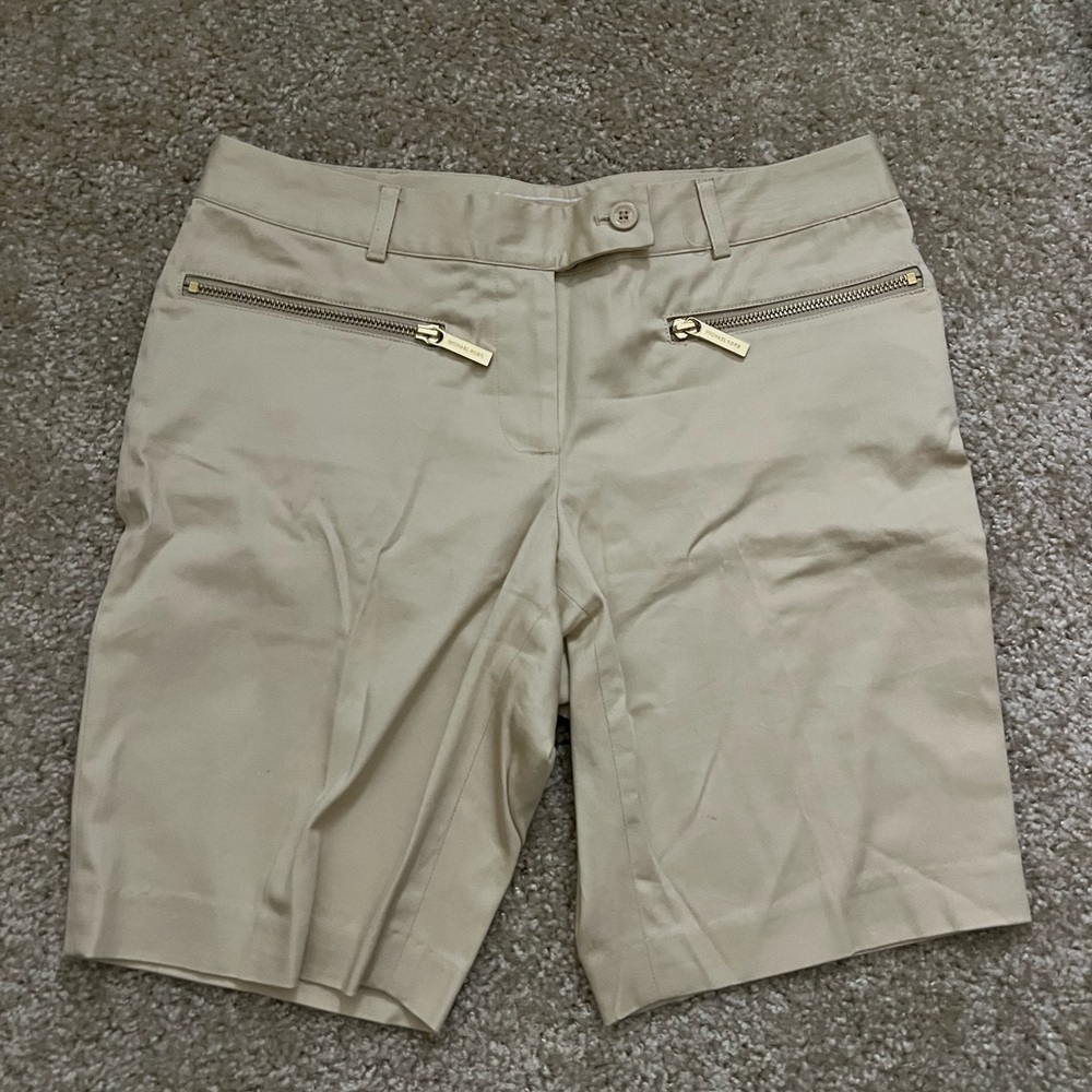 Michael Kors Shorts Size 2 NWOT
